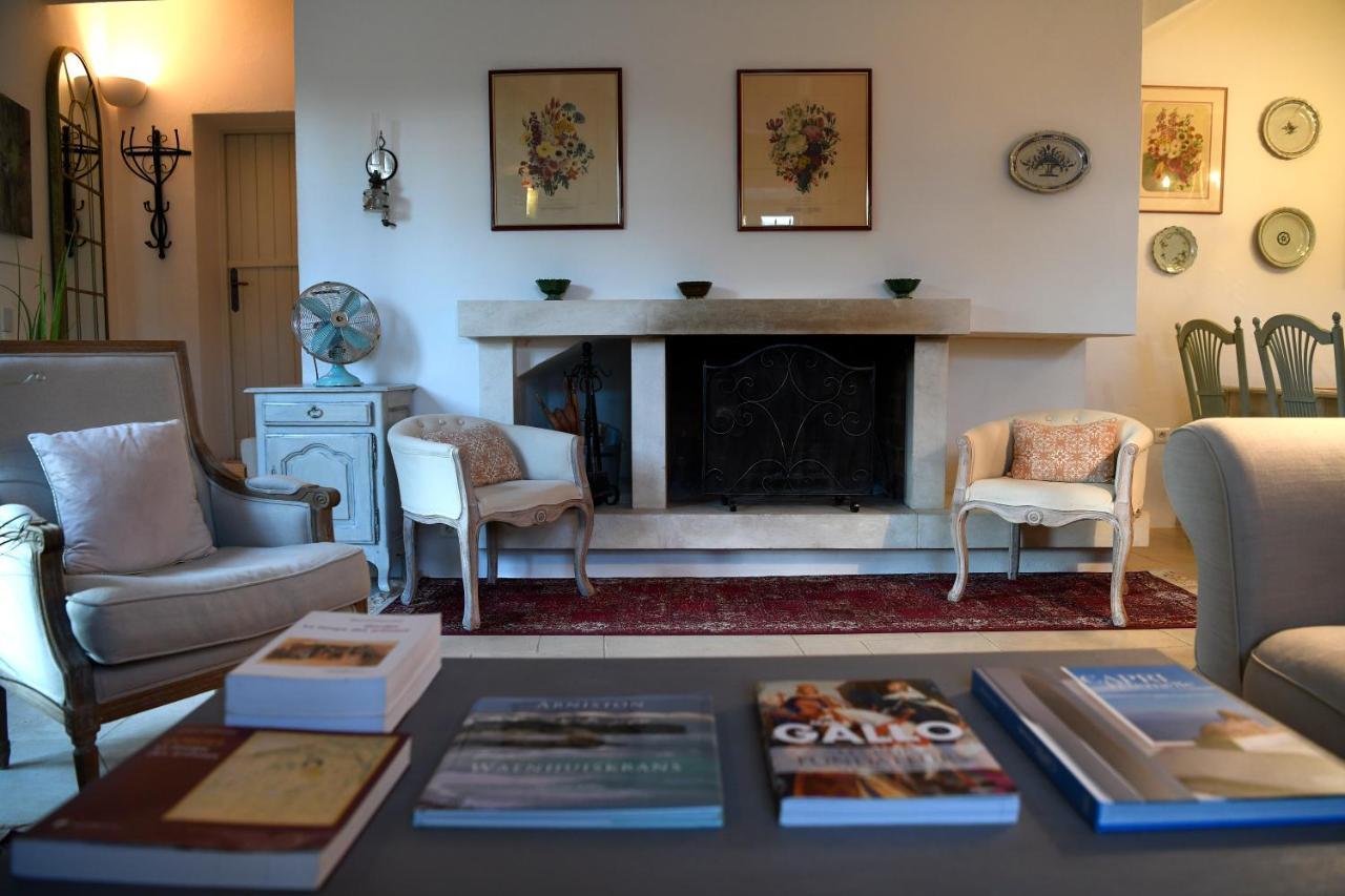 Le Bonheur Villa Gordes Eksteriør bilde